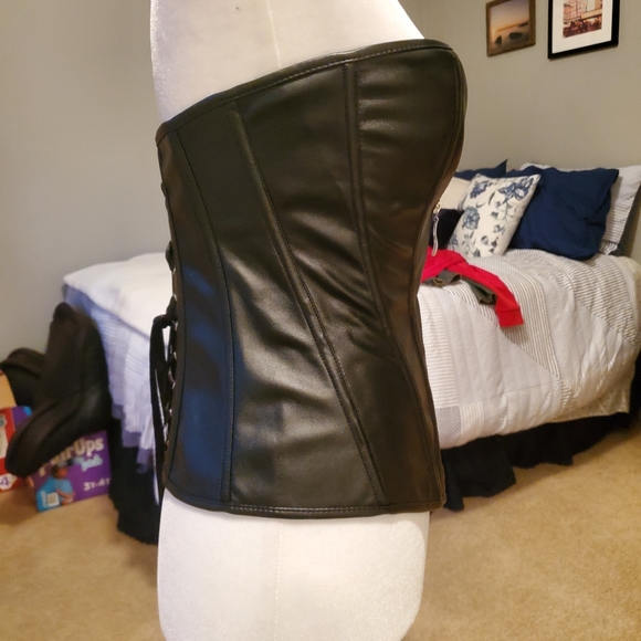 Black Boned Zipper Corset Top Sz M - Picture 5 of 6